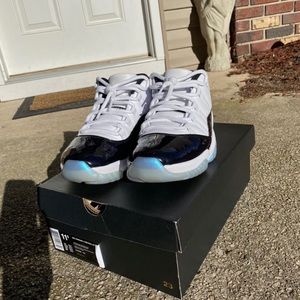 Air Jordan 11 low Iridescent/Easter